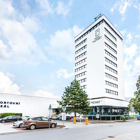 Hotel Restart Superior Jičín Exteriör bild