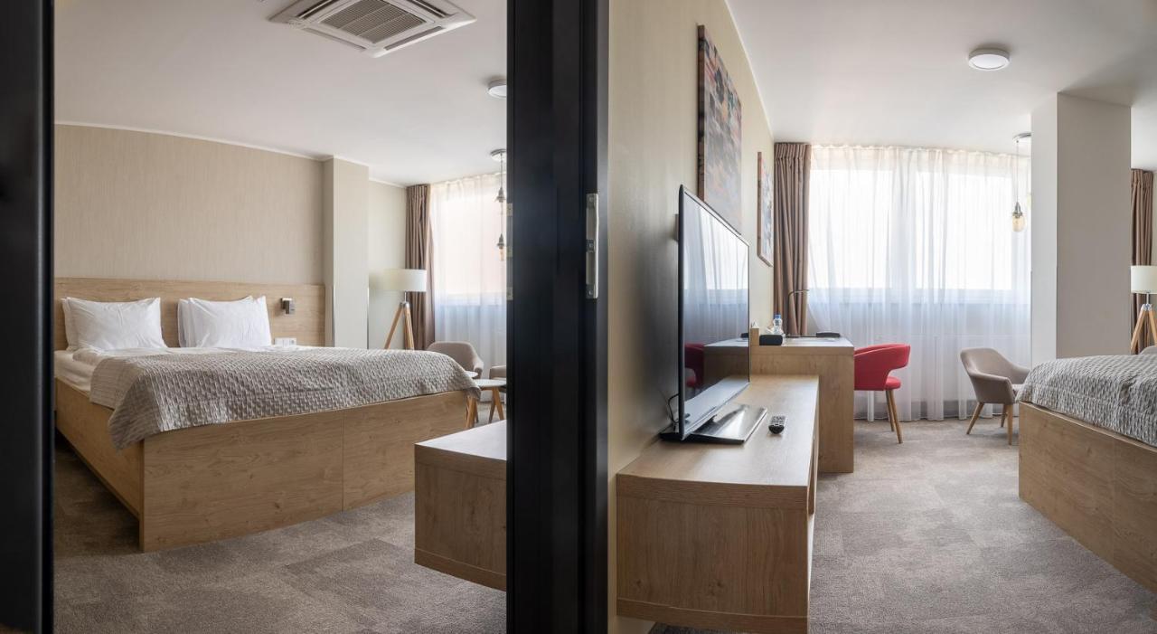 Hotel Restart Superior Jičín Exteriör bild